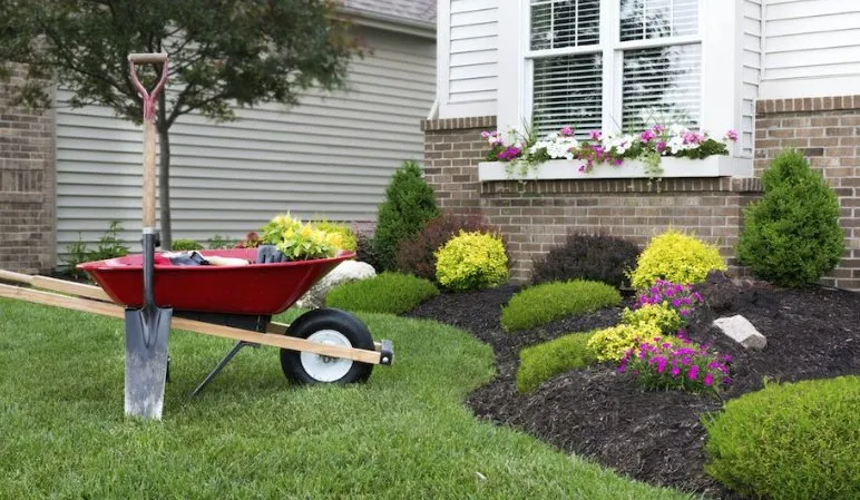 Trusted landscape design experts serving Novi, MI - Glorious Landscaping