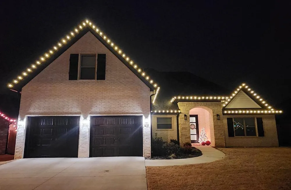 Local lawn care service experts serving Fayetteville, AR - Glorious Lights