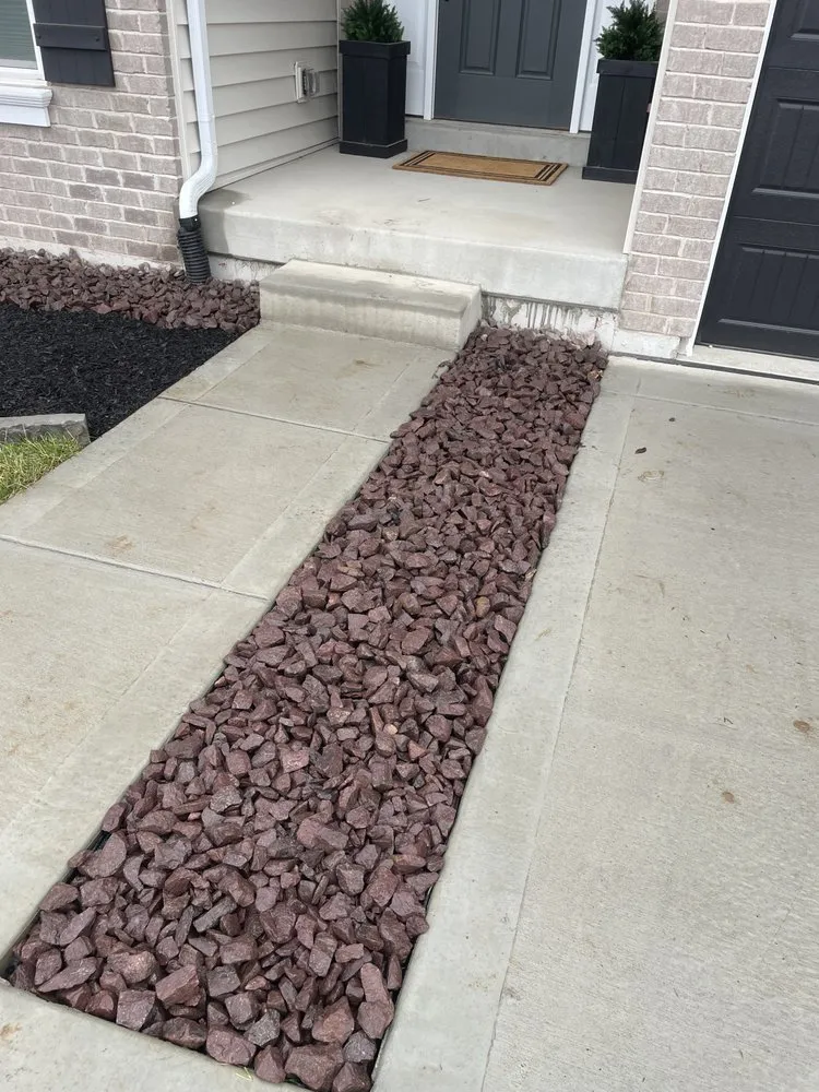 Professional landscaping services experts serving Ofallon, MO - Glory One