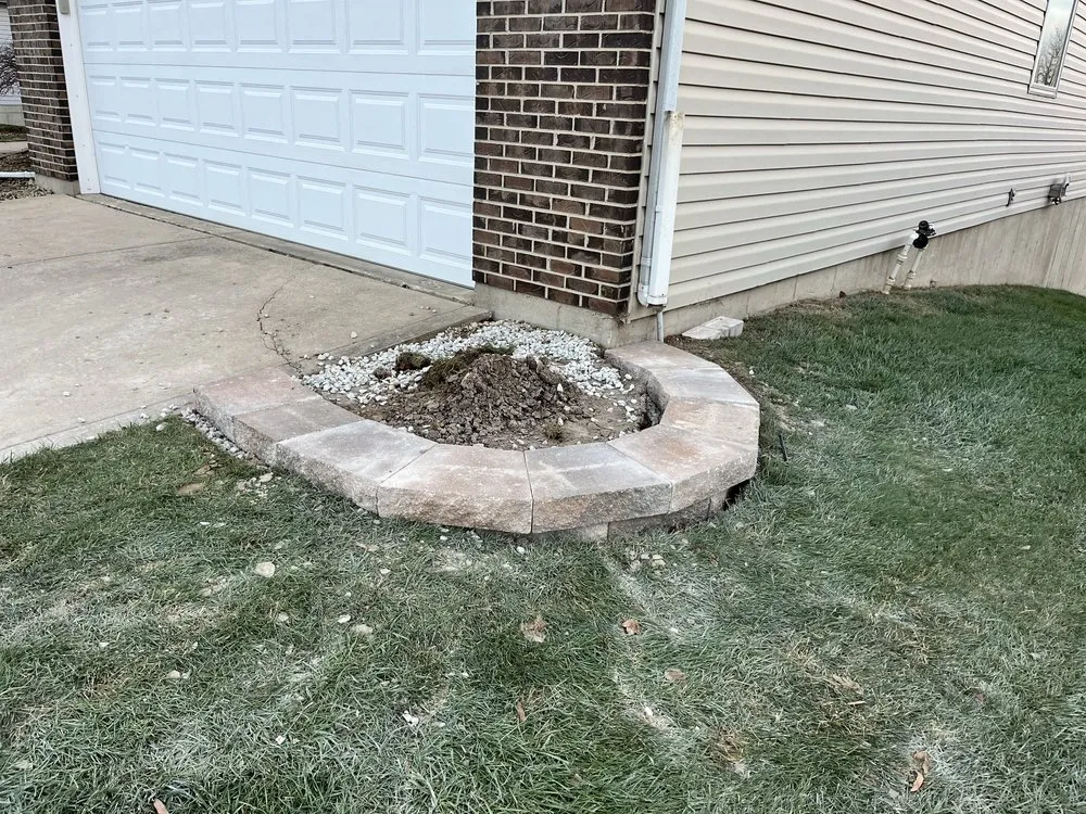 Reliable outdoor landscaping for residential properties across Ofallon, MO - Glory One
