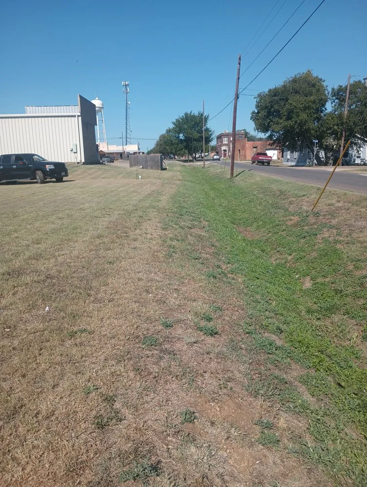 Trusted residential landscaping with custom design in Venus, TX by Glory Professional Services