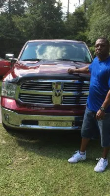 Glover Lawn Service Logo