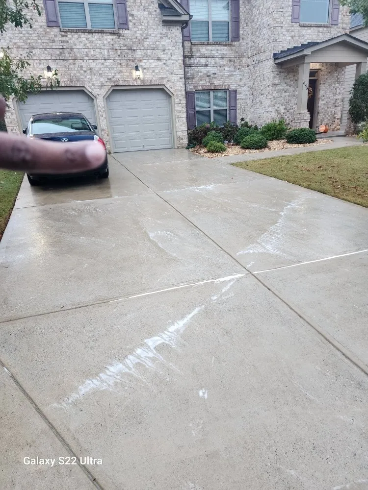 Top-rated yard cleanup service for beautiful yards across Griffin, GA - GloverCuts