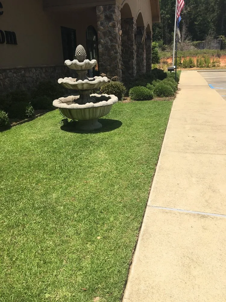 Top-rated garden landscaping for outdoor upgrades across Ruston, LA - Glover's Lawn Care