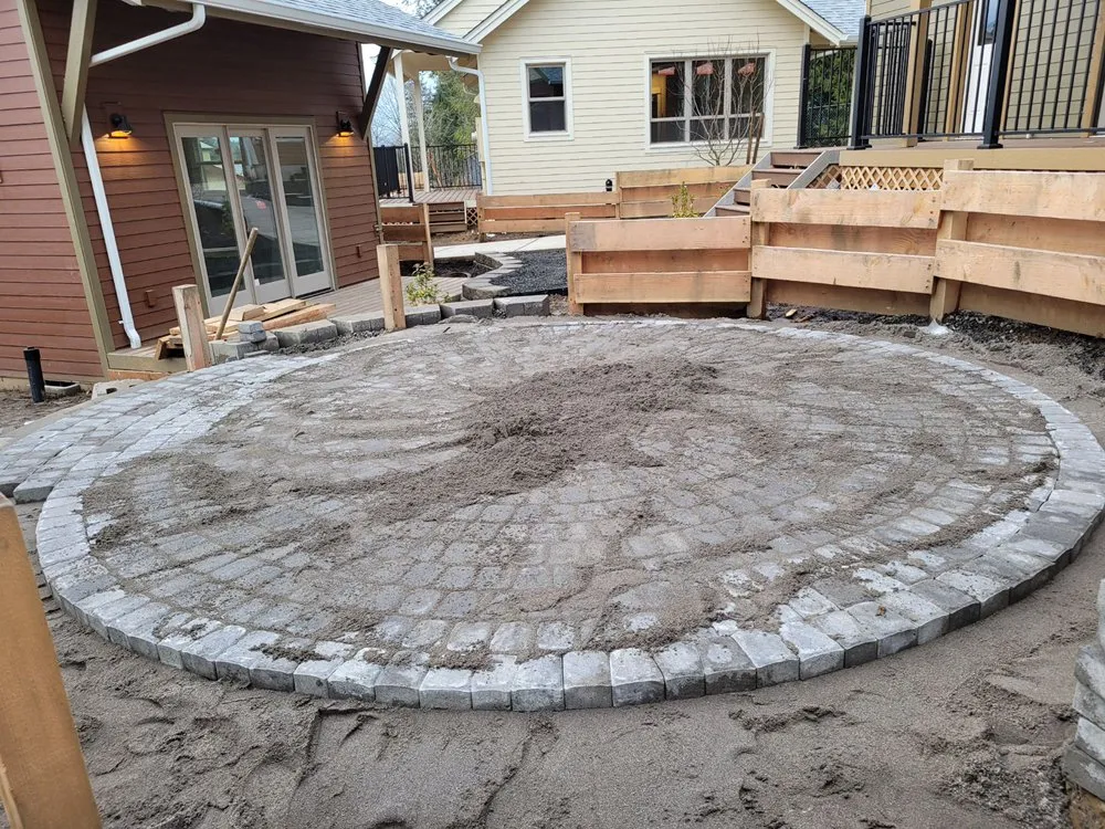 Affordable landscaping services in Salem, OR - Glowingview Landscaping