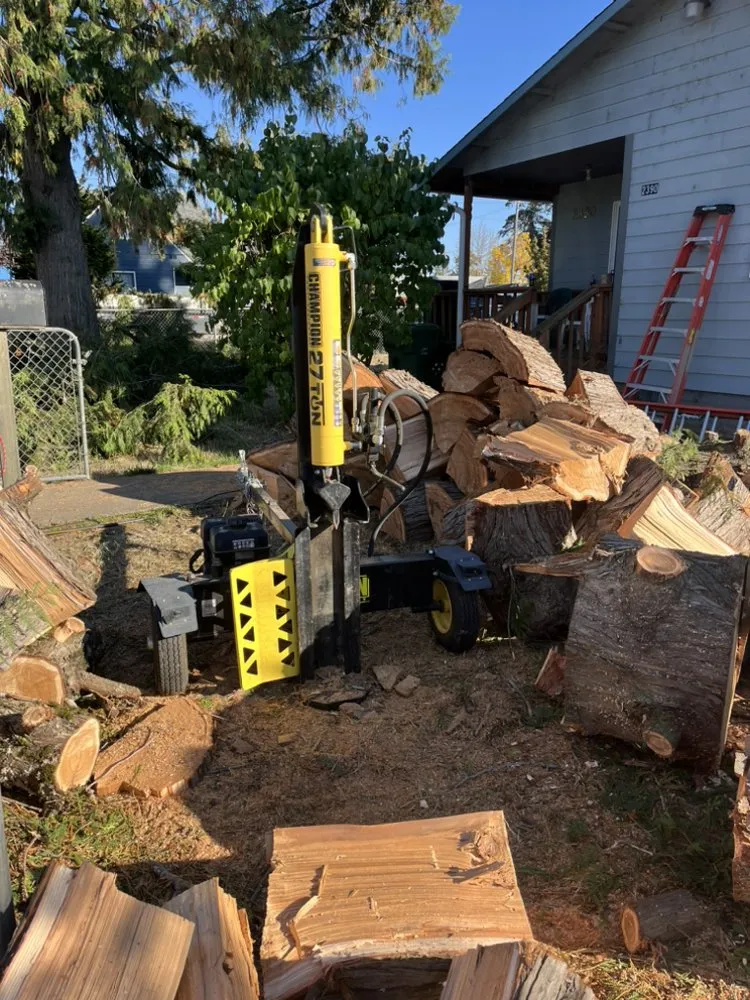 Local lawn care service in Salem, OR by Glowingview Landscaping