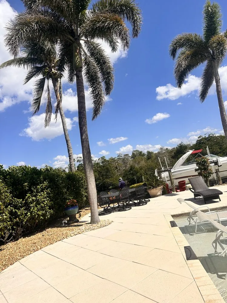 Top-rated garden landscaping in Fort Myers, FL by GLS Landscaping