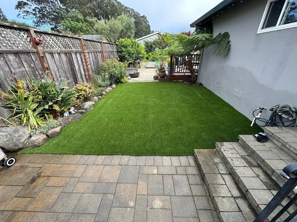 Affordable garden landscaping for year-round maintenance in Daly City, CA by Glscapes