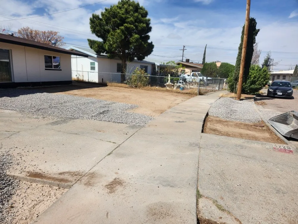 Top-rated residential landscaping in El Paso, TX by Gm Customs