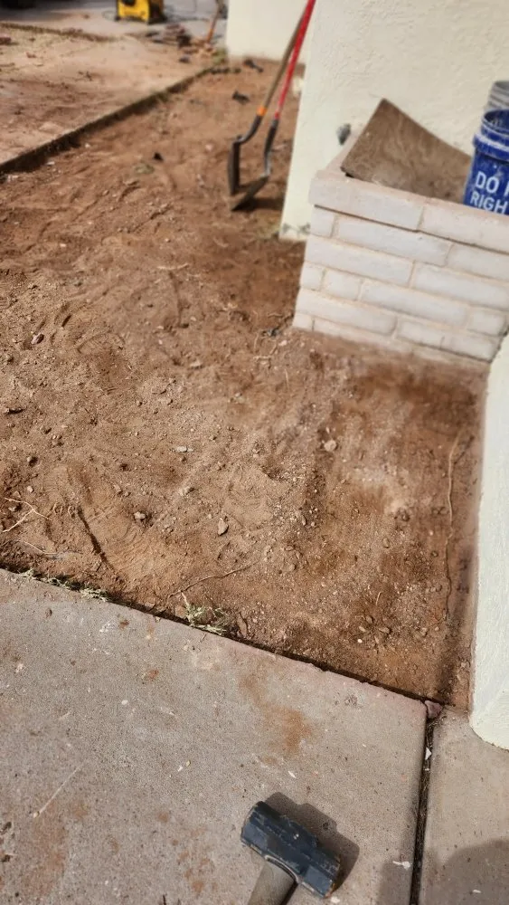 Professional garden landscaping in El Paso, TX by Gm Customs