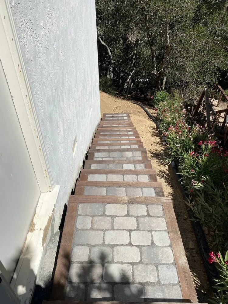 Local yard cleanup service near you in Rohnert park, CA by G&M Landscape & Construction