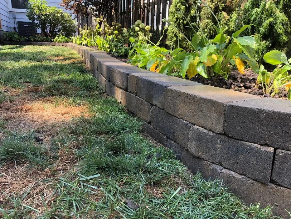 Local outdoor landscaping experts serving Mayfield Heights, OH - GM Landscaping & Design