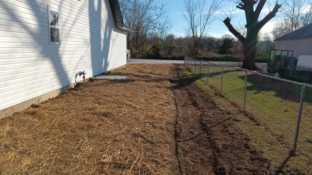 Custom yard cleanup service for homes across Aurora, MO - G&M Landscaping and Excavating