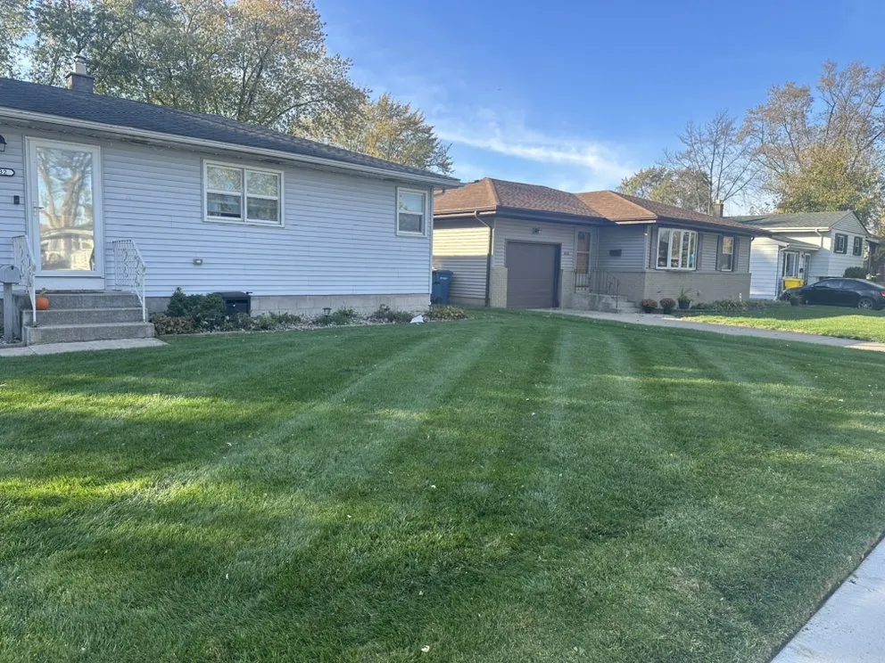 Affordable landscape design for beautiful yards in Hammond, IN by GM Lawn & Landscaping