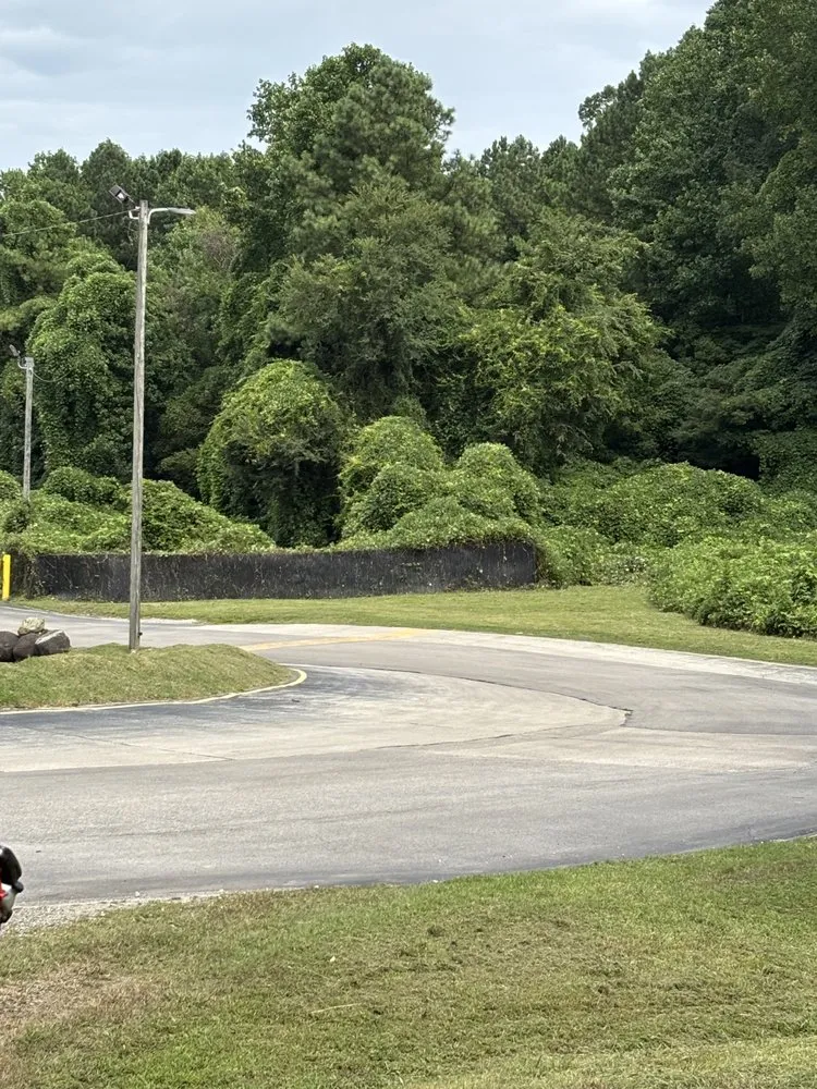 Professional garden landscaping in Lilburn, GA by G&M Outdoor Services