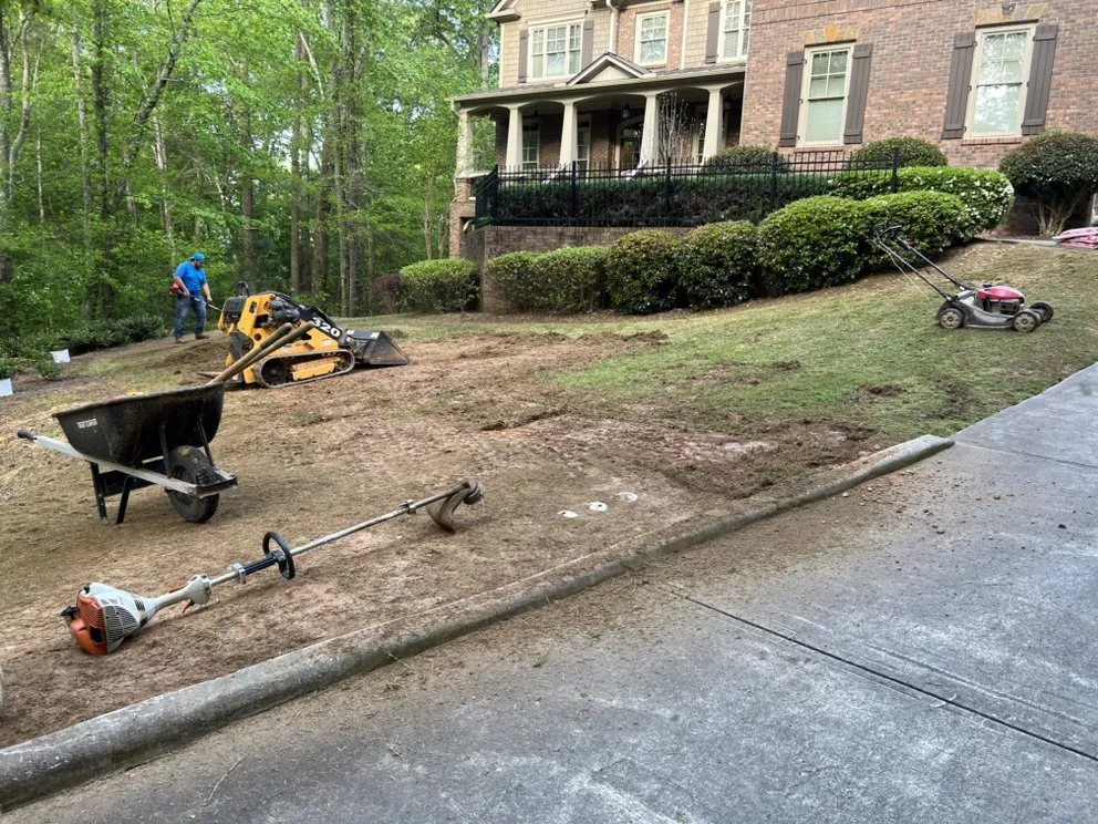 Top-rated yard cleanup service for homes in Cumming, GA by GM Services