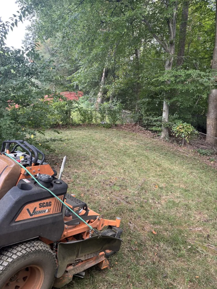 Professional garden landscaping for residential properties in Dale City, VA by GMC landscaping
