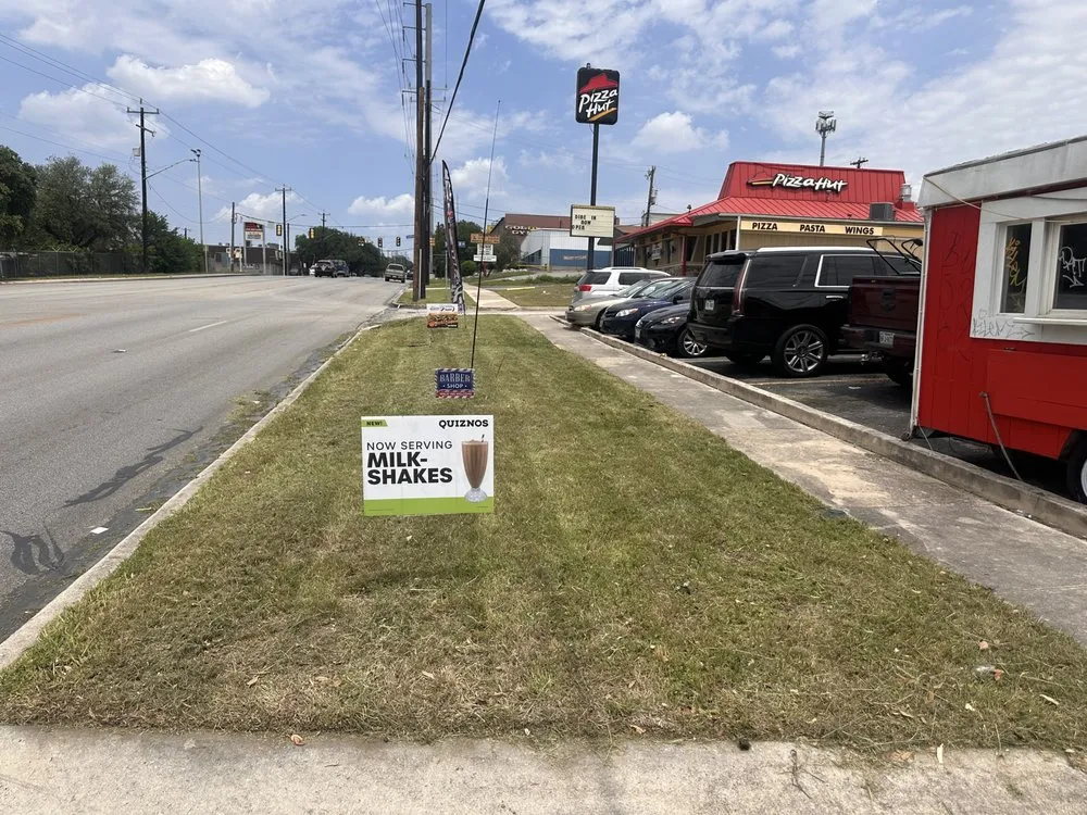 Professional lawn mowing service for beautiful yards in San Antonio, TX by Gmg Land Mover Services