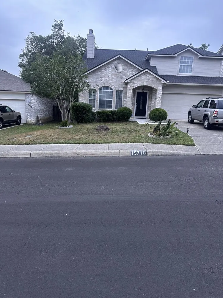 Professional landscape installation for homes across San Antonio, TX - Gmg Land Mover Services