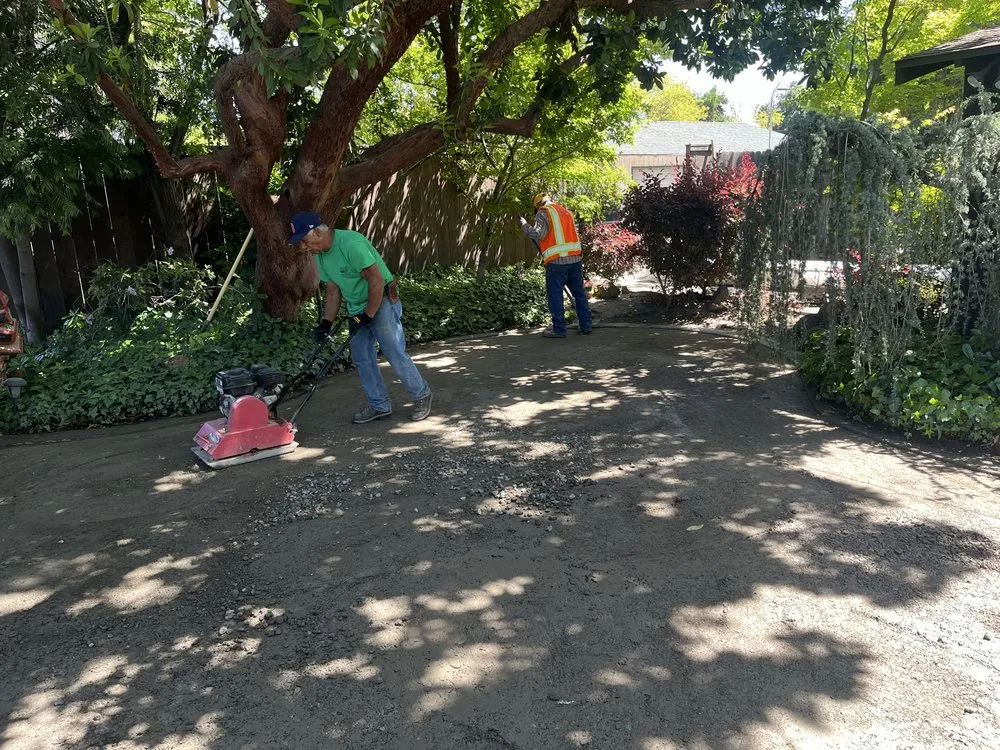 Local lawn mowing service in Ceres, CA - GMM Landscaping