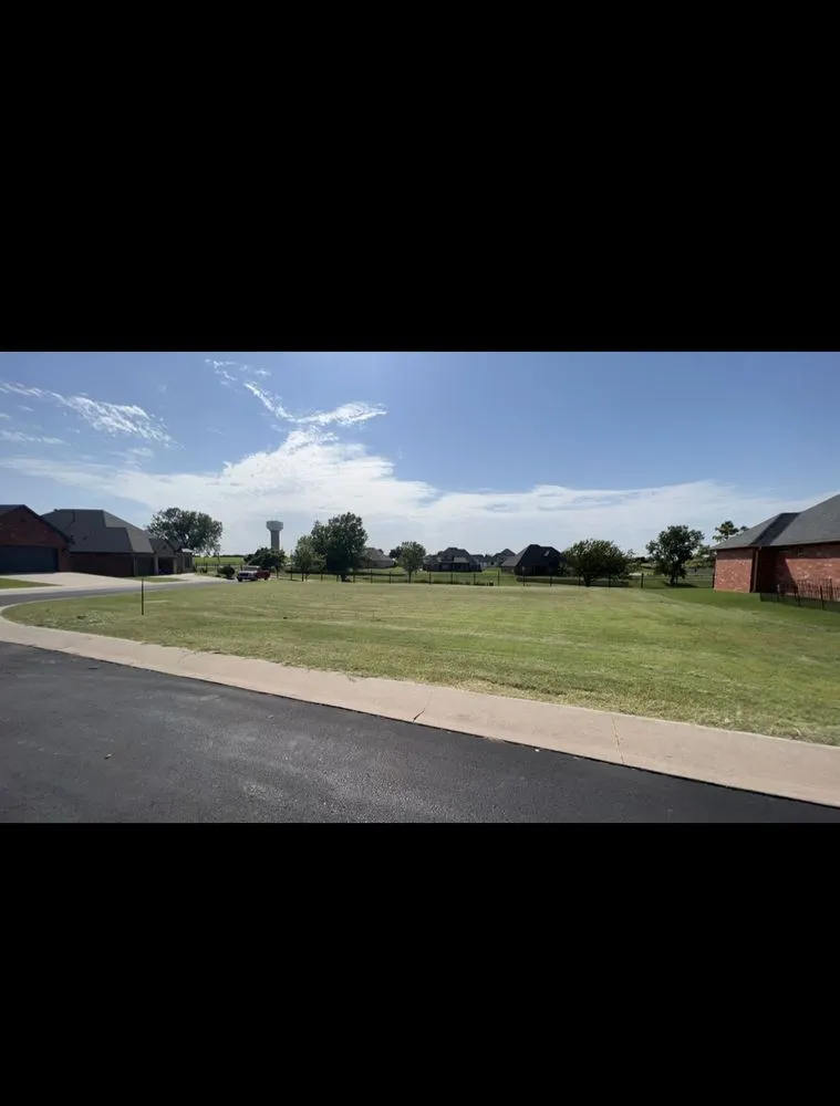 Local residential landscaping for beautiful yards across Oklahoma City, OK - Gmoto’s Landscaping