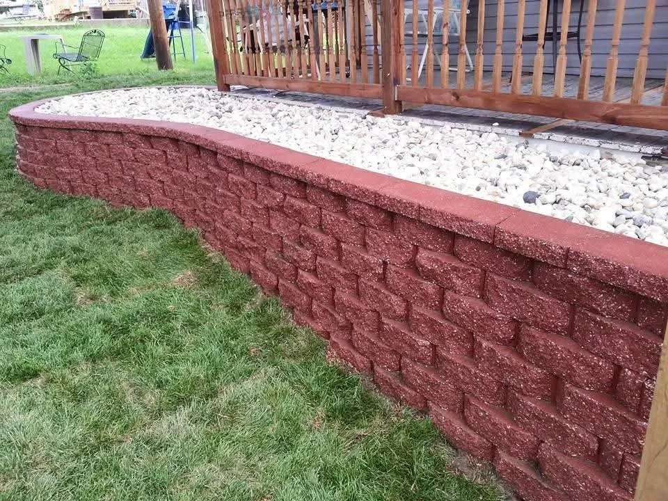 Custom outdoor landscaping experts serving Pinckneyville, IL - Gnarly Landscaping