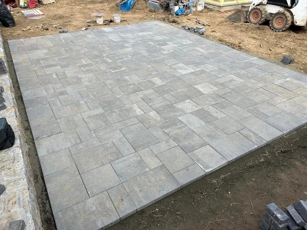 Local residential landscaping for homes in Norwalk, CT by GéNes1s Landscaping & Service