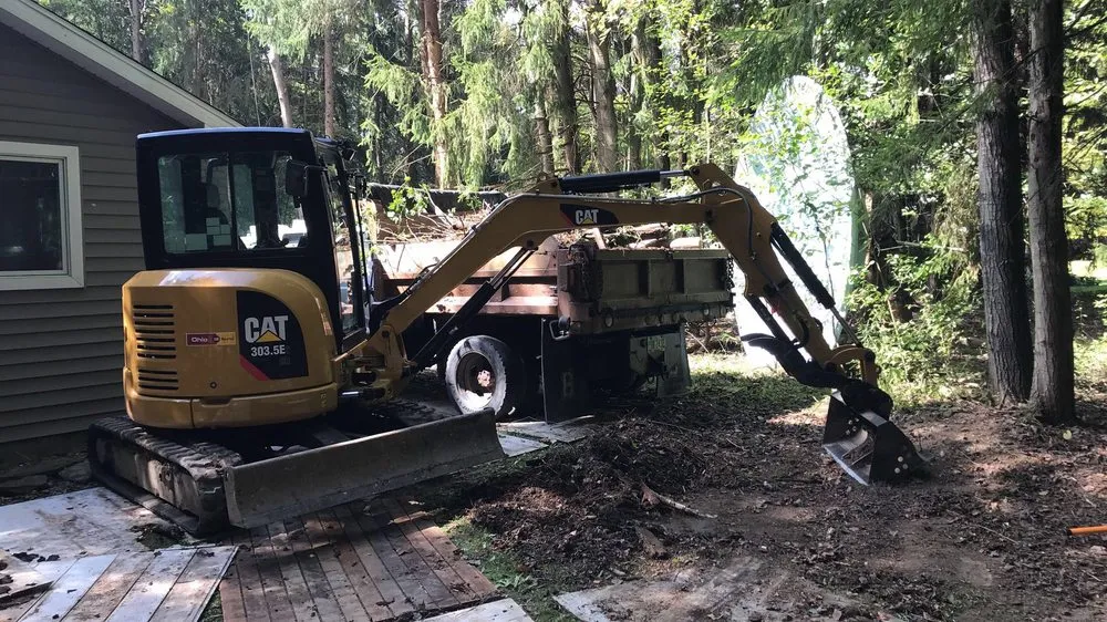 Reliable residential landscaping for homes across Chagrin Falls, OH - GNL Service