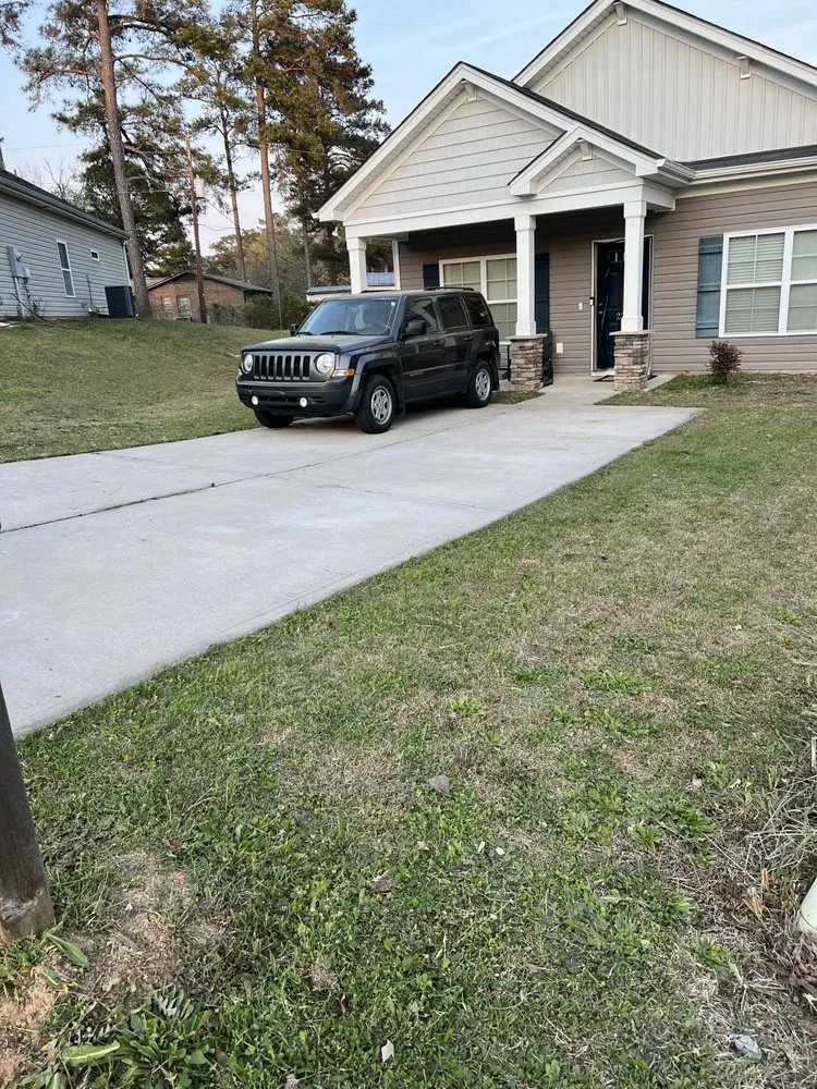 Trusted lawn mowing service in Blythewood, SC - Gnomes Yardscaping