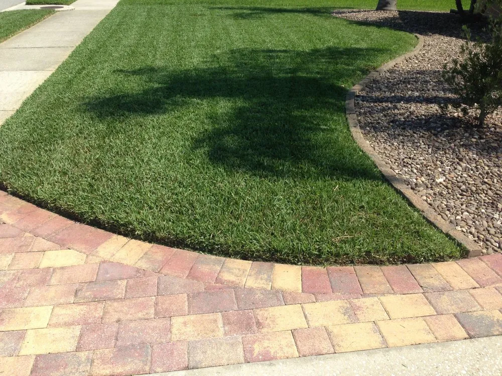 Custom landscape design near you in Oviedo, FL by Gnomies Landscaping