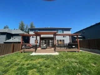 Custom residential landscaping in Monroe, WA by GNW Landscaping