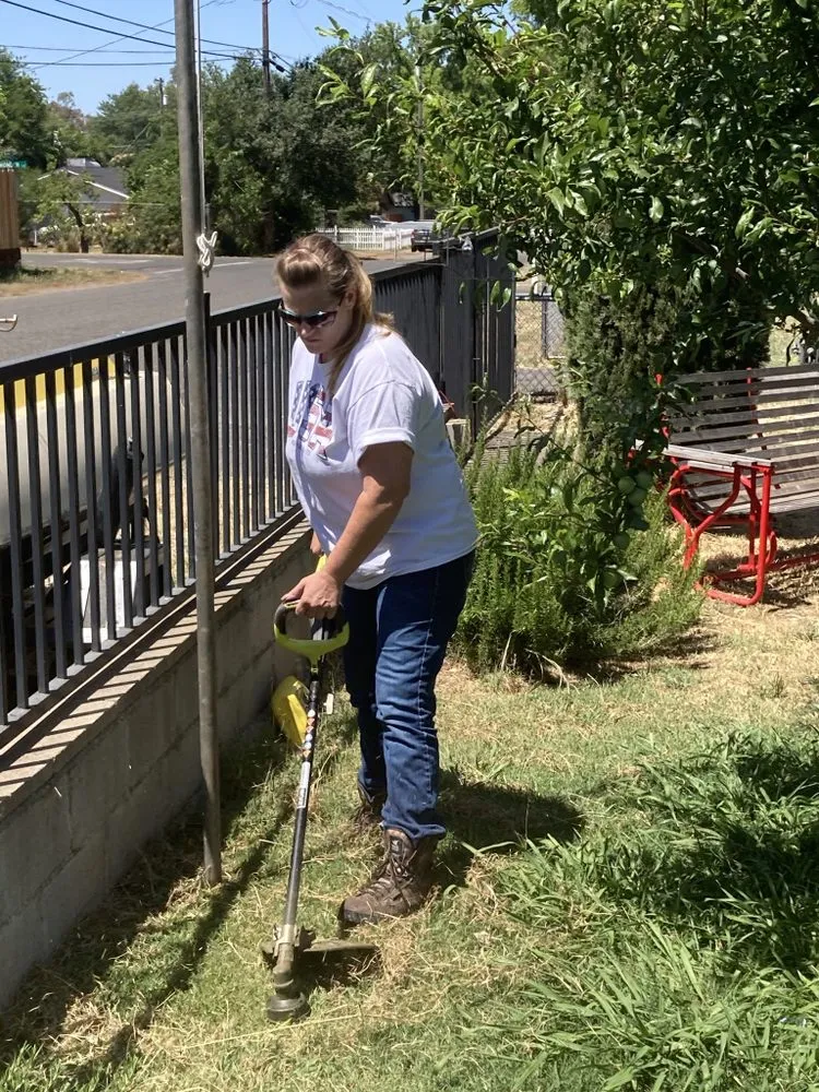 Professional lawn mowing service in Oroville, CA - Go For Spain