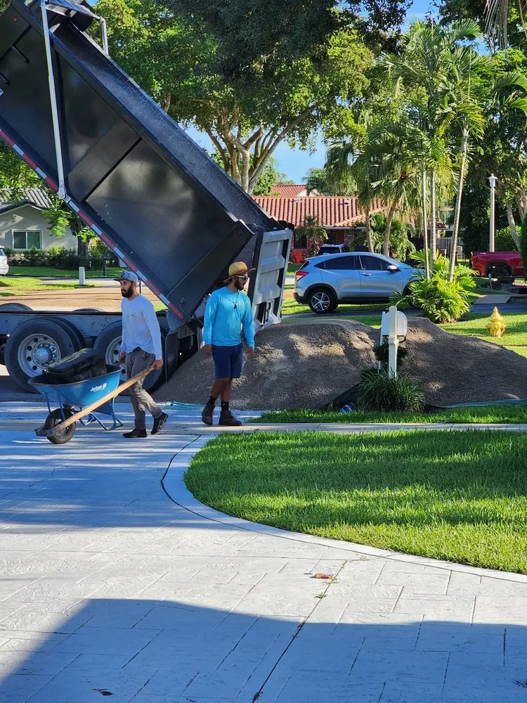 Top-rated yard maintenance in Lake Worth, FL by Go Forever Green Artificial Grass & Ivy