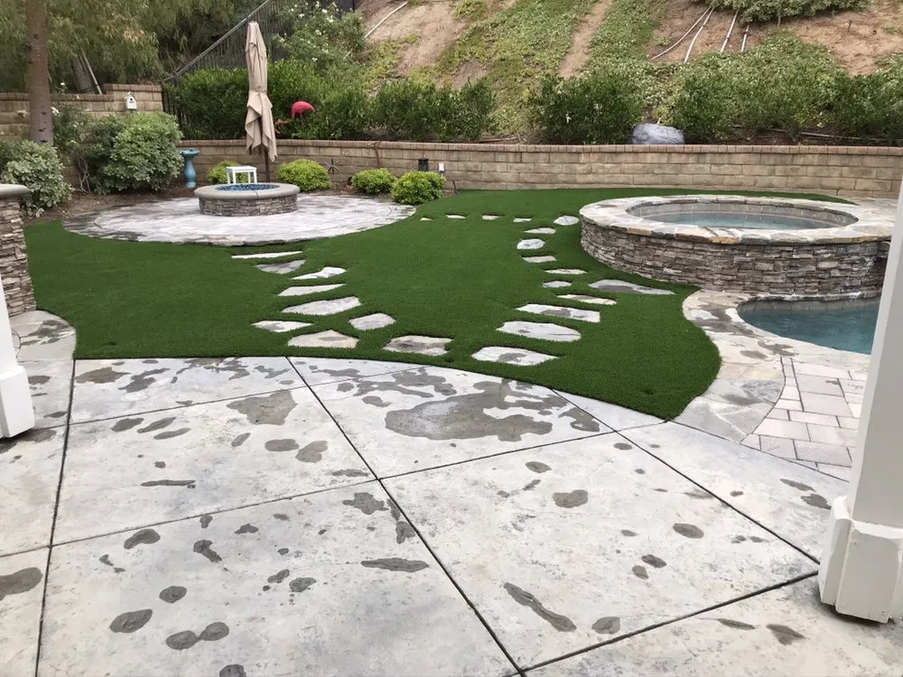 Professional lawn care service experts serving Azusa, CA - Go Green