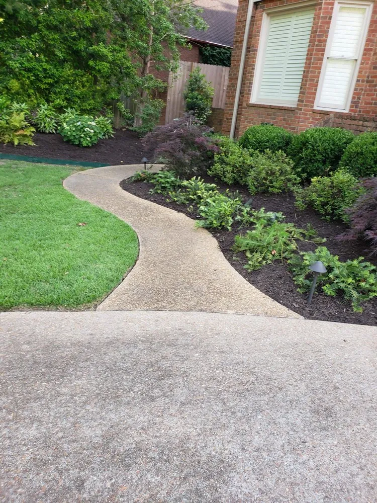 Top-rated landscaping services for beautiful yards across Memphis, TN - Go Green Cuts