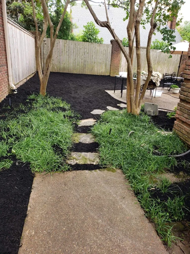 Expert landscaping services experts serving Memphis, TN - Go Green Cuts