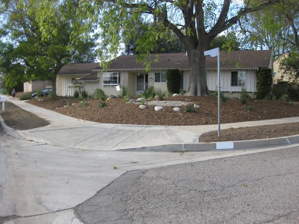 Top-rated garden landscaping experts serving Los Angeles, CA - Go Green Gardeners