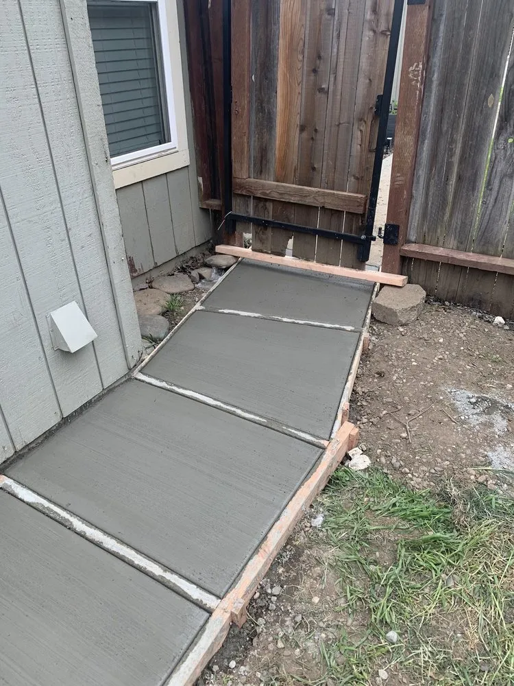 Affordable lawn care service in Fairfield, CA - Go green Lawn & Landscape