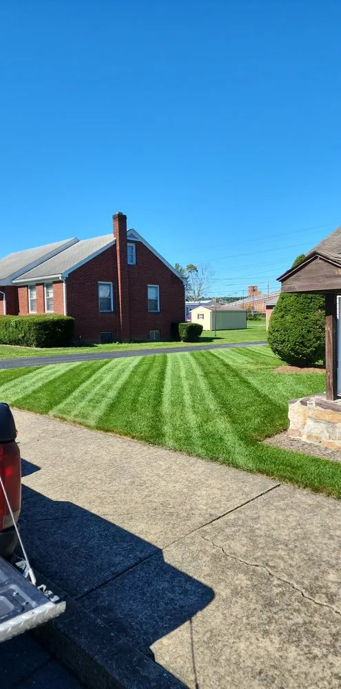 Expert yard maintenance for homes in Mount Union, PA by Go Green Lawn Care