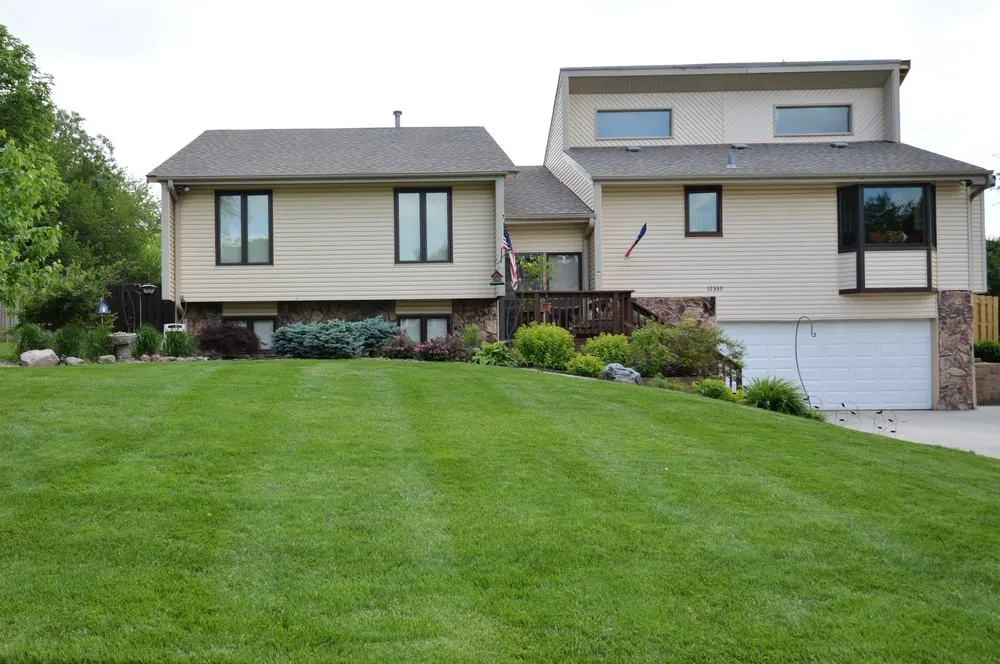 Trusted garden landscaping experts serving Louisville, NE - Go Green Lawns