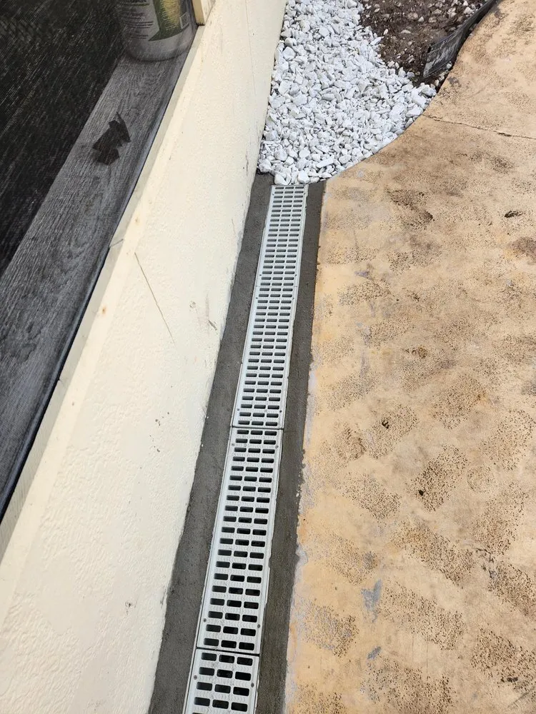 Custom yard maintenance in Orlando, FL - Go with the Flow Drainage & Landscaping