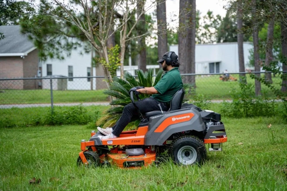 Reliable lawn care service in Pensacola, FL - God Grows It We Mow It