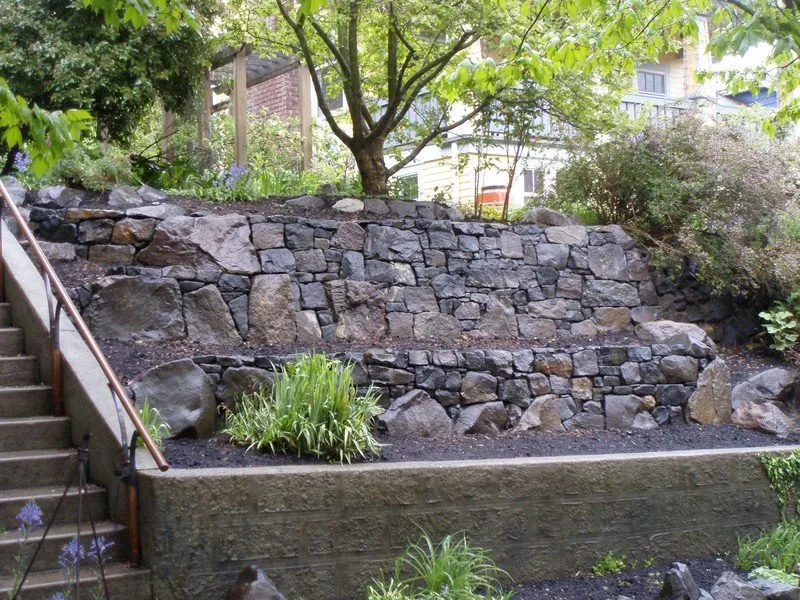 Custom outdoor landscaping in Seattle, WA by Goddard Stonework