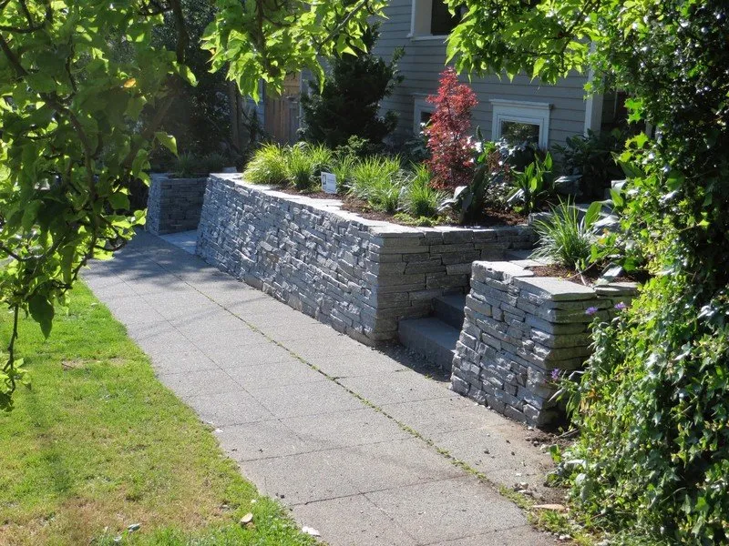 Professional landscaping services in Seattle, WA by Goddard Stonework