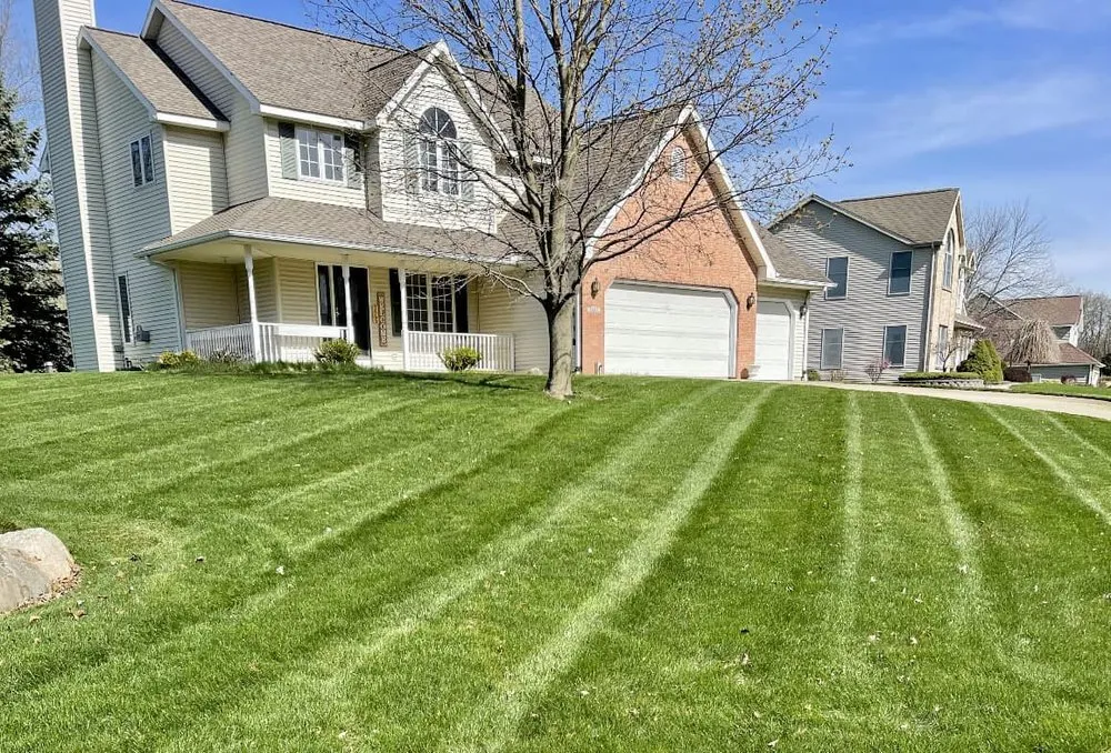 Custom landscape design experts serving Kalamazoo, MI - Godden Property Maintenance