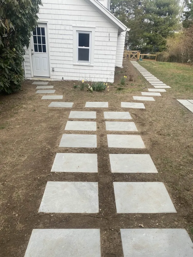 Expert landscape installation in Bridgeport, CT - Godinez Landscaping Services