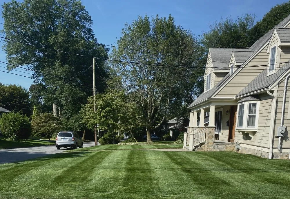 Local residential landscaping in Bridgeport, CT by Godinez Landscaping Services