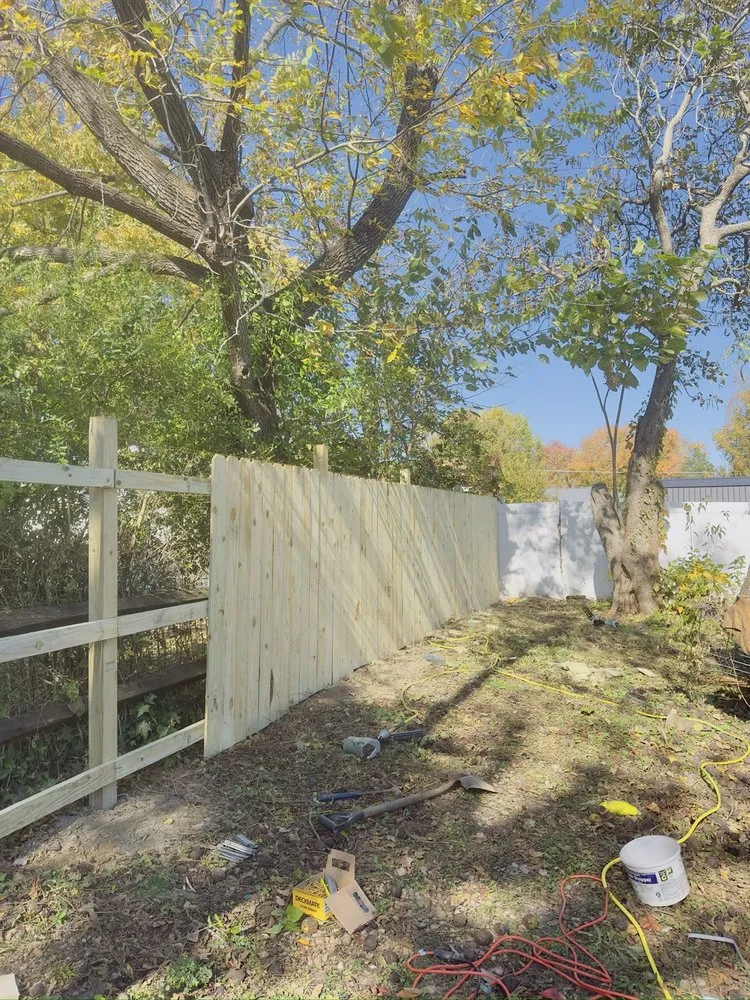 Top-rated yard maintenance with custom design in Fredericksburg, VA by Godinez Tree Services