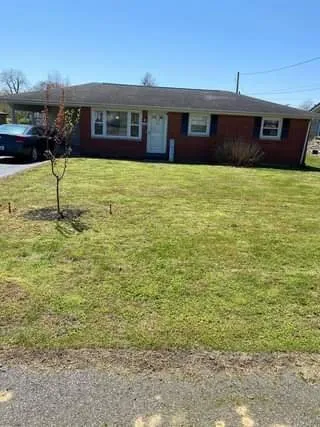 Affordable lawn care service near you across Eddyville, KY - Goff's Lawn Care