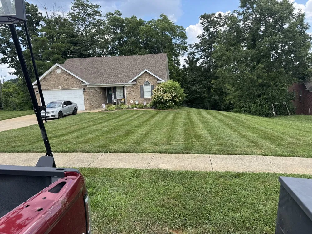 Professional garden landscaping in Shepherdsville, KY by Goff's Lawn Care